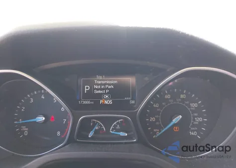 2016 Ford Focus S из США, поврежденный, VIN 1FADP3E28GL298434